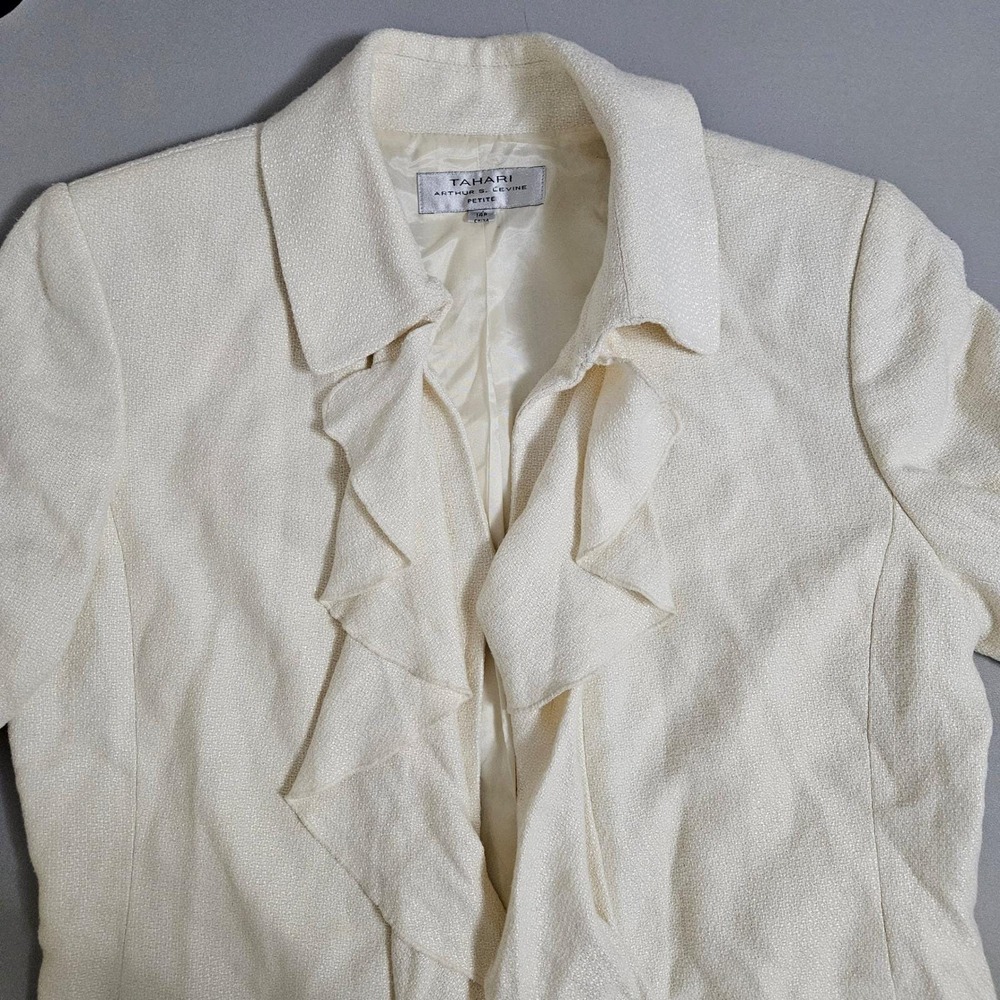 Tahari Arthur S Levine Ivory Ruffle Bouclé Blazer Y2K Petite 14P Office Chic - Picture 10 of 14